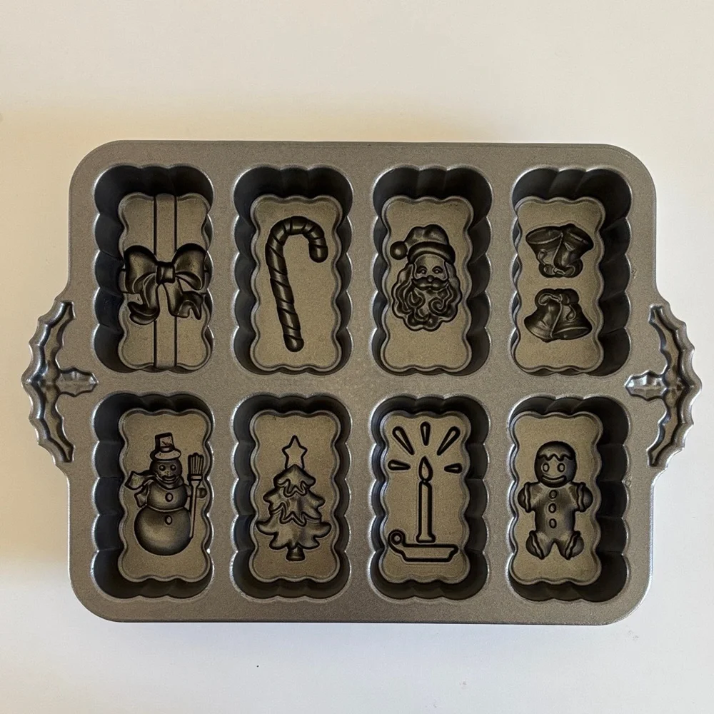 Nordic Ware Holiday Mini Loaves Pan EUC